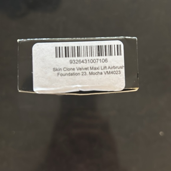 New Mirenesse Velvet Maxlift Airbrush Foundation
Color Mocha - Picture 3 of 3